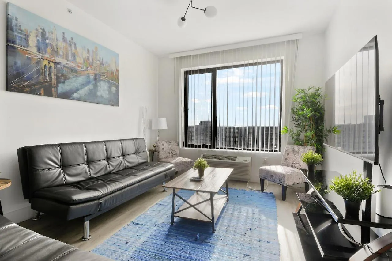 Luxury Apartments - Newark Int Airport - Evonify Stays Elizabeth United States