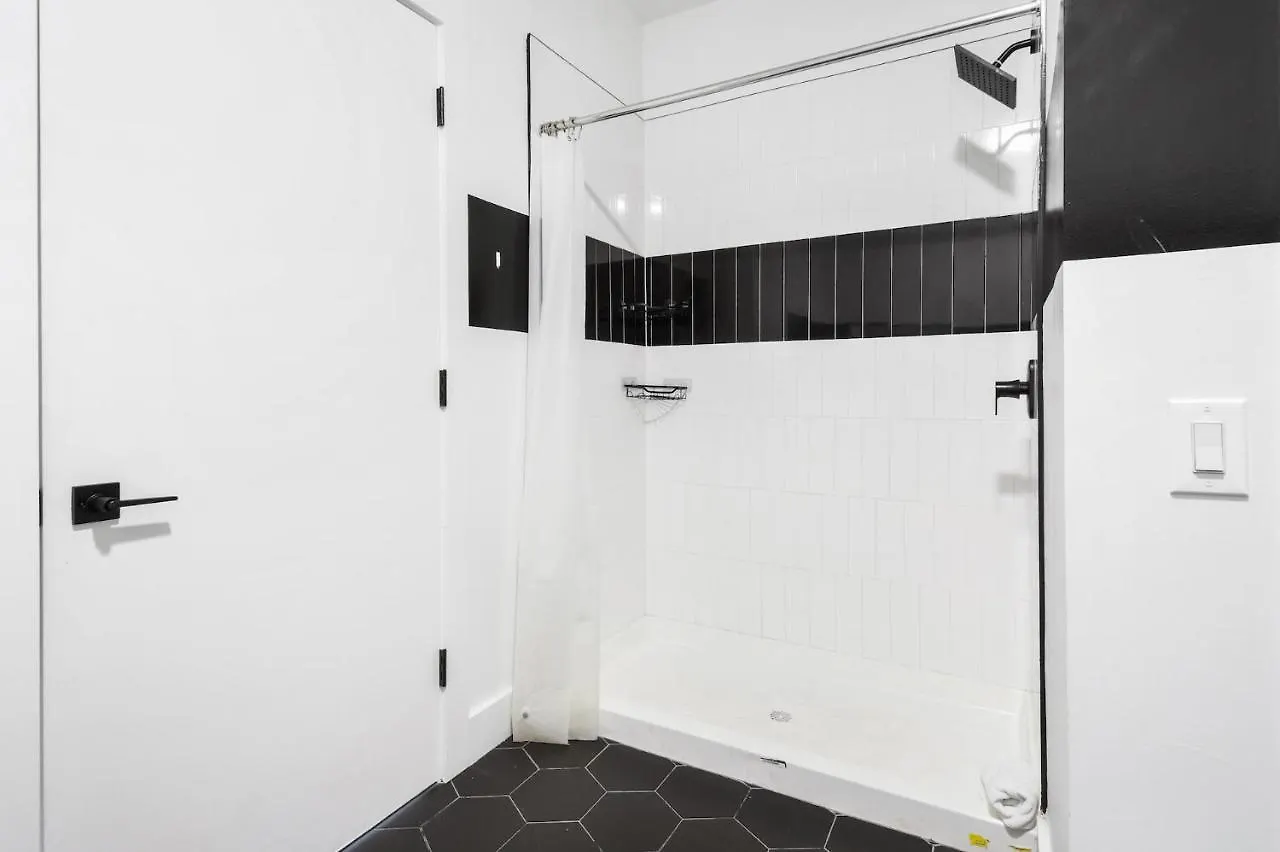 Luxury Apartments - Newark Int Airport - Evonify Stays Elizabeth 0*,  USA